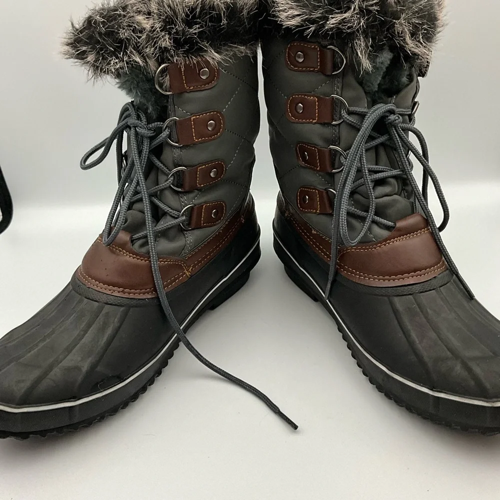 Tascia Boots Size 9 Fur-Lined Black Winter Boots Brown Trim